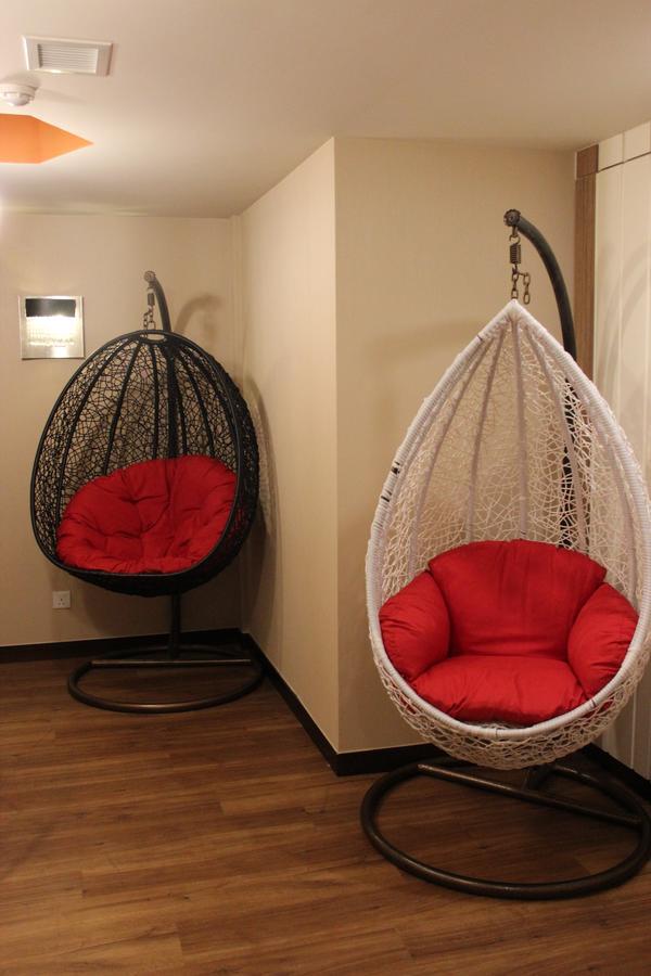 Memoire Hornbill Hotel Кучинг Екстериор снимка
