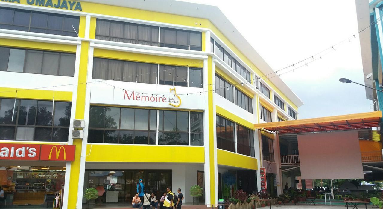 Memoire Hornbill Hotel Кучинг Екстериор снимка
