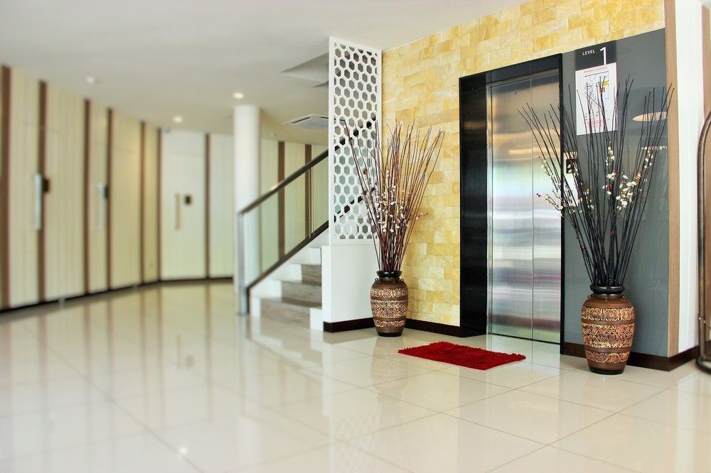 Memoire Hornbill Hotel Кучинг Екстериор снимка
