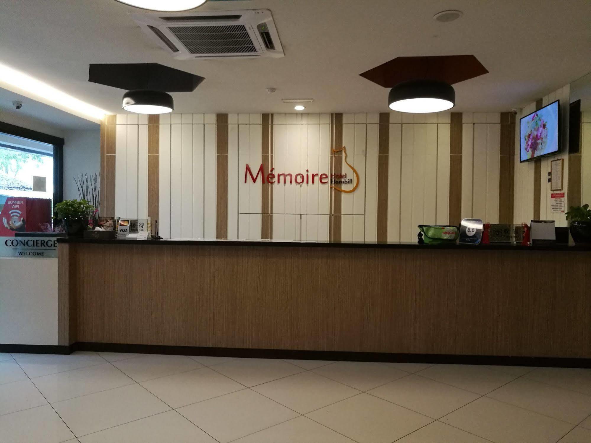 Memoire Hornbill Hotel Кучинг Екстериор снимка